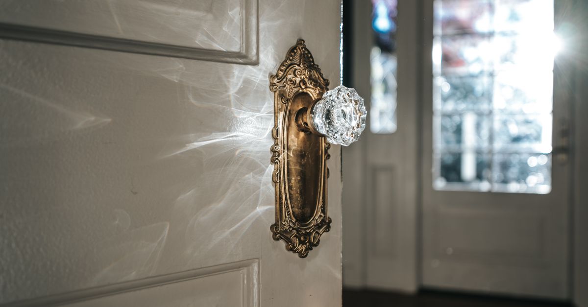 Deadbolt Installation — Henderson Locksmiths