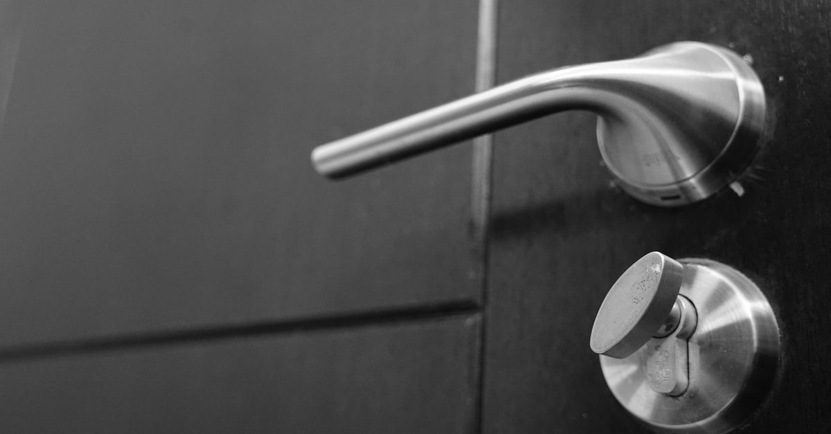 lock cylinder close up — Henderson Locksmiths