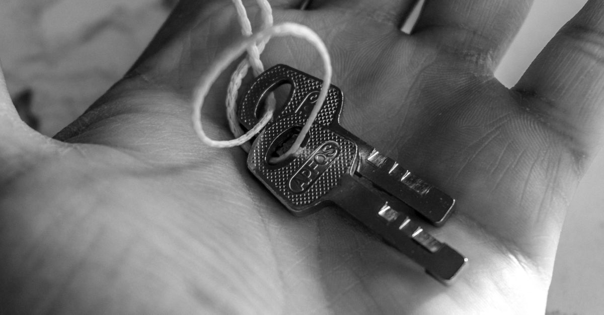 front door lock key — Henderson Locksmiths