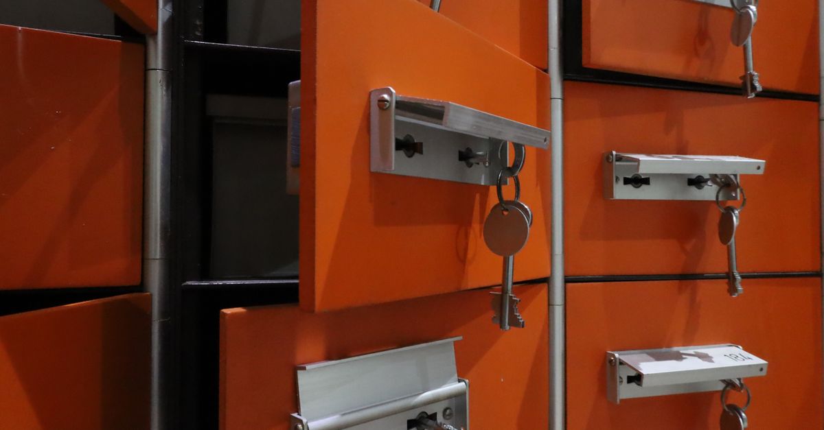 locksmith tools keys — Henderson Locksmiths